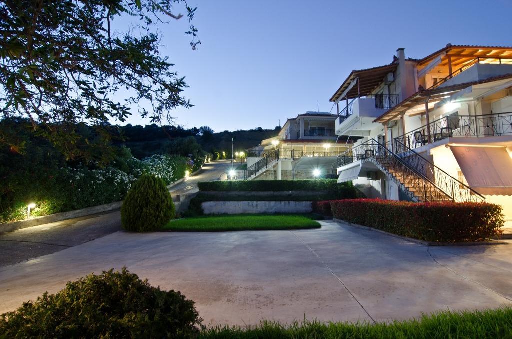Thea Studios Finikounda Exterior foto
